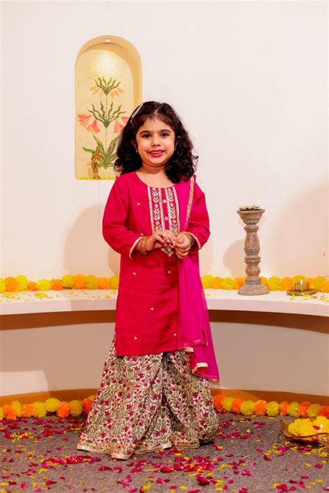 GIRLS PINK MUSLIN HAND EMBROIDERED GOTA PATTI WORK KURTI WITH PINK PRI ...