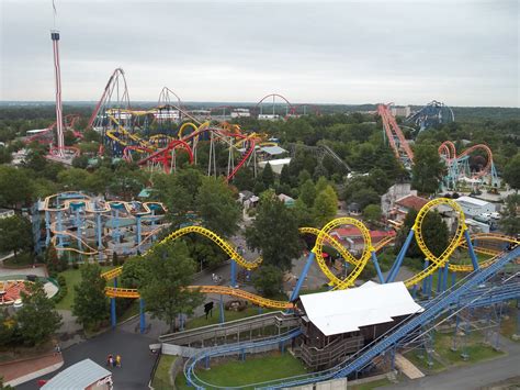 Carowinds Campground NC: RV Camping Near the Theme Park