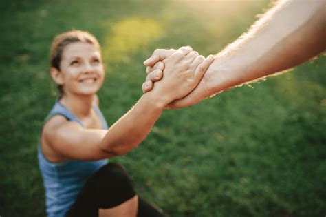 Literature Review Example 的图像结果