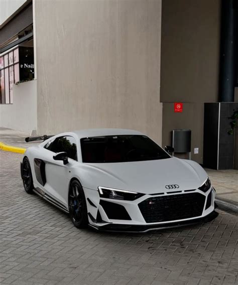 Audi R8 V10 🎉 trong 2025 | Siêu xe
