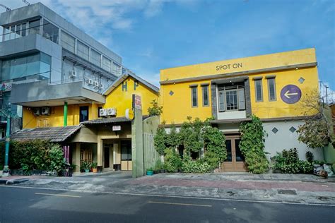 SPOT ON 2857 Hotel Pelangi, SPOT ON Yogyakarta, Book @ Rp85025 - OYO