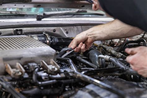 Diesel Engine Mechanic 的图像结果