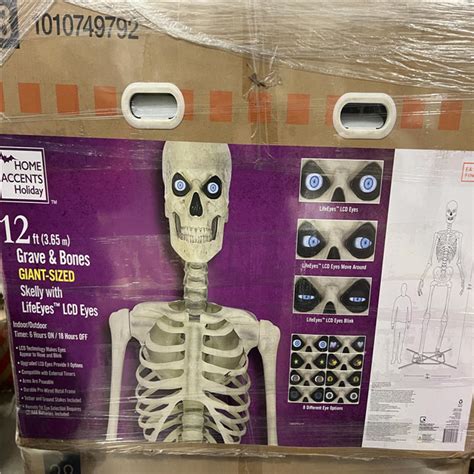 DALLAS LOCATION - AS-IS Home Accents Holiday 12 ft. Grave & Bones Giant ...