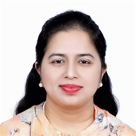 Dr. Shubhra Samanta - Consultant Plastic & Cosmetic Surgeon at Samadhan ...