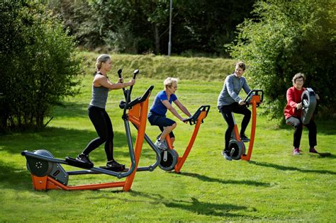 Outdoor Sports Fitness Equipment | Play at Every Age | Highwire