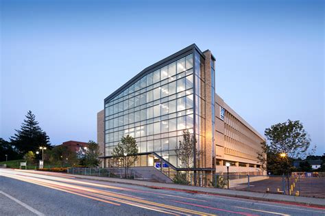 University of Massachusetts Lowell South Campus Parking Garage by ...