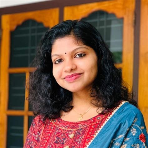 Aswathy - Maths teacher in Pune - ₹300/h