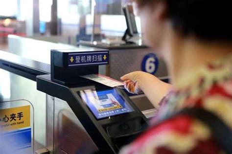 上海出入境管理部门推5项便民举措 简化办证手续_新浪上海_新浪网