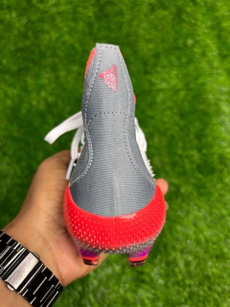 Predator Freak White High Top FG With Lace FG