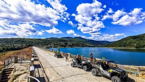 GLAMPING & CAMPING BE YOU VALENI (Valenii de Munte) - Campground ...