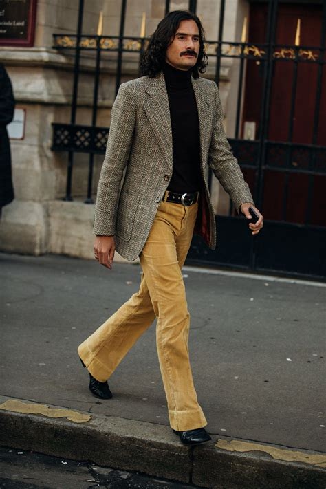 Menswear: Die Looks aus Paris | 70s fashion men, Mens outfits, Western ...