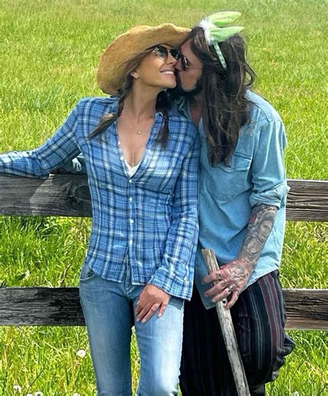 Billy Ray Cyrus and Elizabeth Hurley Feel They Were Meant to Reconnect ...