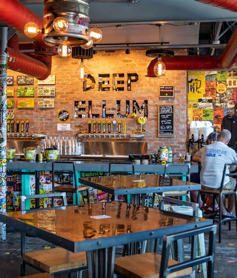 Deep Ellum Bars Get 10 New Additions and We Check 'em Out | Visit Dallas