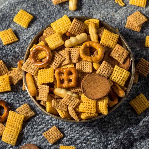 Spicy Chex Mix Recipe | Homemade Hot And Spicy Chex Mix - TwoSleevers