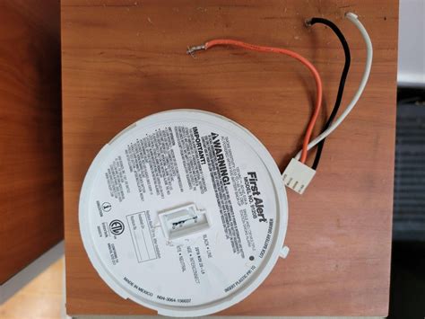 How To Change The Battery In A Hard-Wired Smoke Detector | Storables
