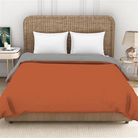 Buy SPACES Essentials Multicolour Solid Cotton Queen Quilt - 224 x 270 ...