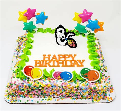 Buy Dungeons & Dragons Deluxe Birthday Cake Topper Set Featuring ...