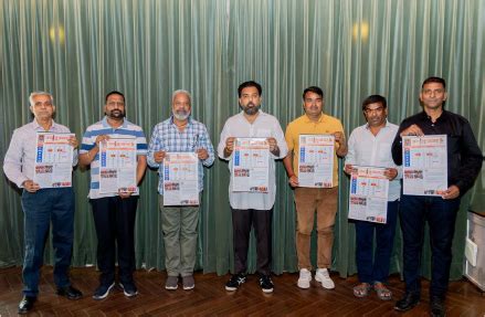 Mr. Lakshyaraj Singh Mewar unveiling the Vishwakarma Suthar