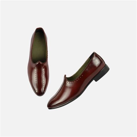 Buy Mochi Men Tan Ethnic Jutis Online | SKU: 18-1138-23-40 – Mochi Shoes