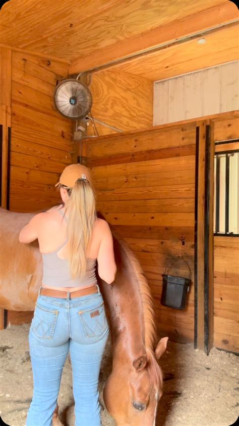 Emma Claire (@midwestemmafarming) • Instagram photos and videos