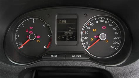 Volkswagen-Polo-2014 Interior Car Photos - Overdrive