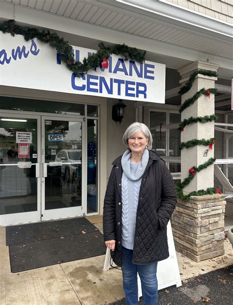 Local artist gives back to shelters | The Oglethorpe Echo