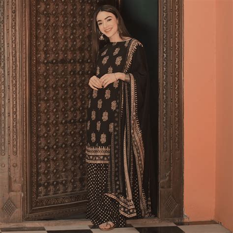 Buy Black Festive Gold Gharara Kurta Set with Dupatta | Rustorange