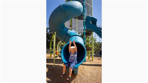 Conejo Creek North Park - Whimsical water and fish-themed playground