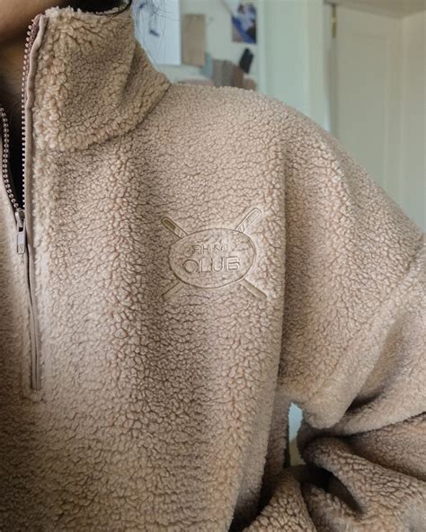 Horton Sherpa Quarter Zip in Brown – Recreational Habits