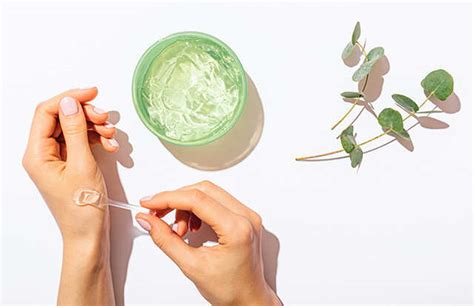 Top Uses Of Aloe Vera Gel For The Face | Femina.in