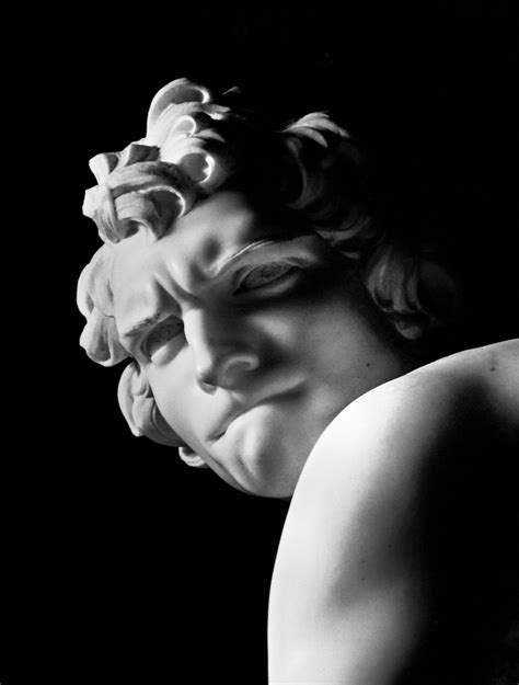Gian Lorenzo Bernini, David - 2changingart