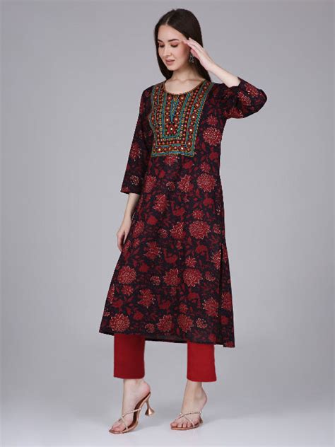 Maroon Neck Embroidery Cotton Kurta with Floral Print – Saffron Threads