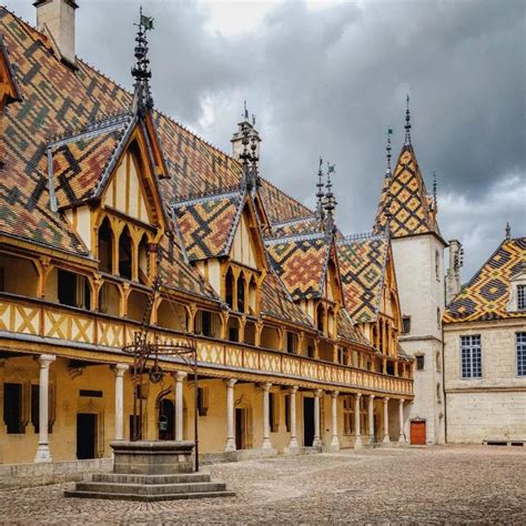 Unterwegs zu den Schlössern und Abteien von Burgund | Beaune und das ...