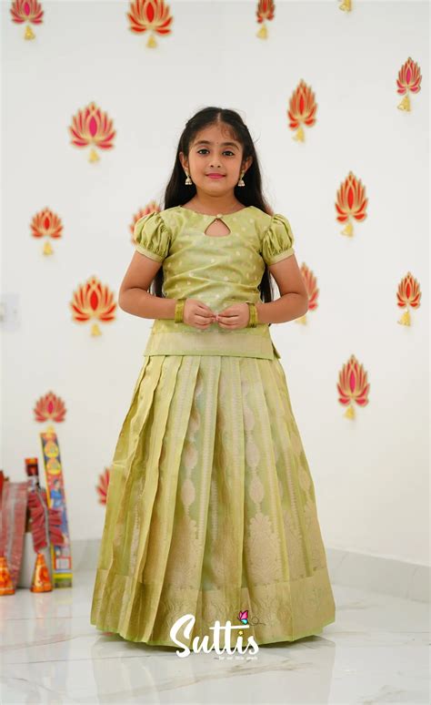 Organza Pavadai Sattai - Pastel Green and Pista Green – Ivalinmabia