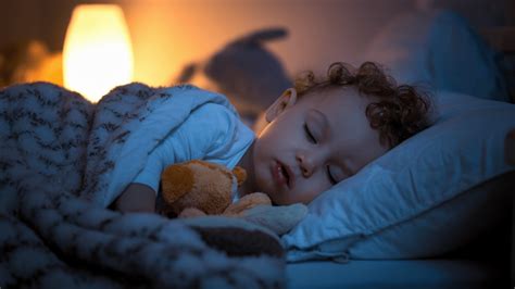 Toddler Grinding Teeth in Sleep: Causes & Solutions - Easy Rest