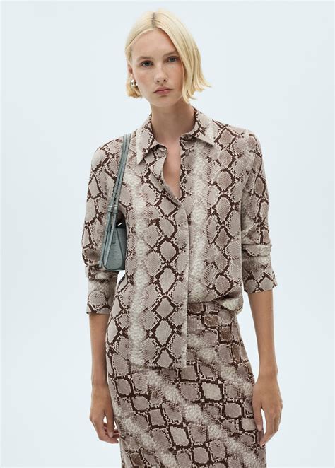 Camisa fluida animal print - Mujer | MANGO España (Península y Baleares)