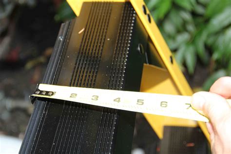 Dewalt 6 Foot Step Ladder DXL3810-06 - Concord Carpenter