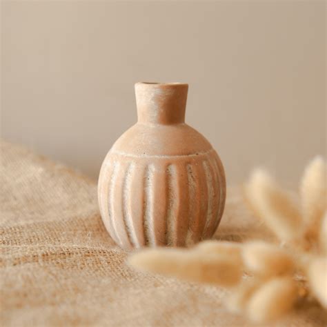 Rustic Porcelain Vase | Aesthetic Handmade Look Decorative Vase for Ho ...