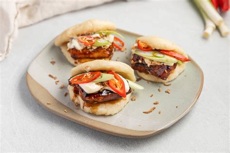 Steamed Bao Buns with Sticky Pork Belly — Good Chef Bad Chef