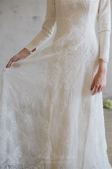 Luxurious winter lace wedding dress | Wedding Dresses & Evening Gowns by Anna Skoblikova