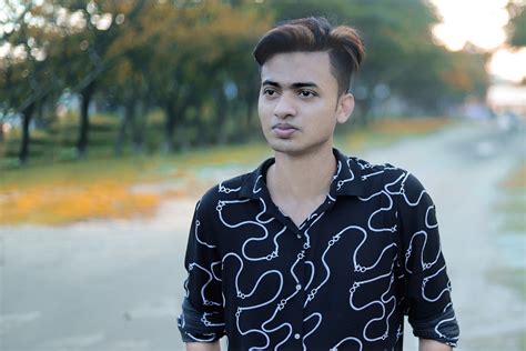 Man 图片 的图像结果