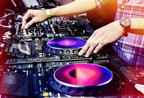 Cómo Ser DJ: Claves para Reinar en la Pista de Baile