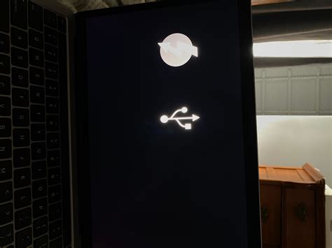 MacBook frozen - Apple Community