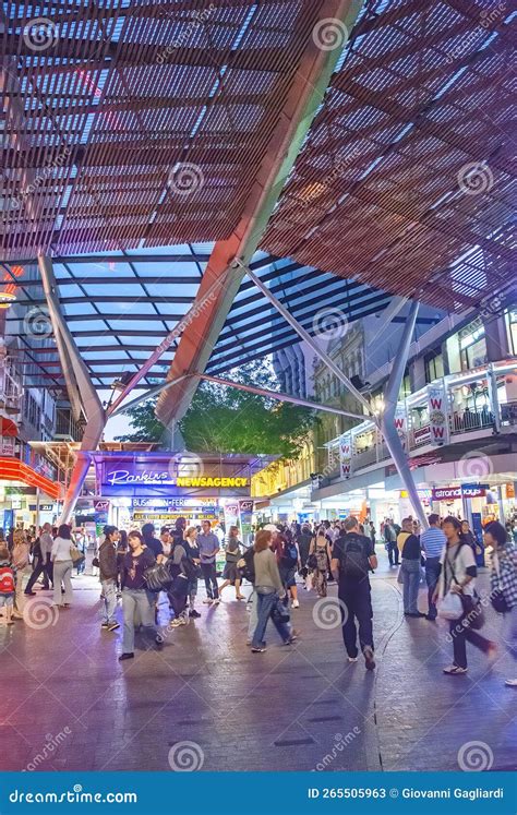 Brisbane, Australia - August 14, 2009: Tourists and Locals Along the ...