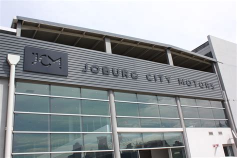 Shop Front Signage Design 的图像结果