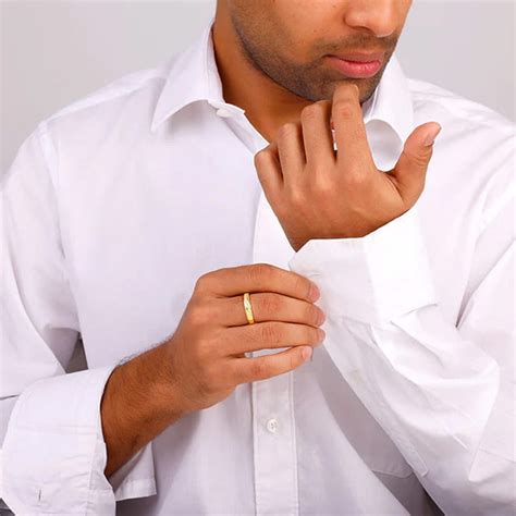 5 Perfect Rings to Gift Him in Celebration of His First Job – GIVA