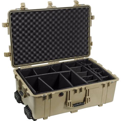 Pelican 1650 Desert Tan Case with Padded Dividers | Camera House