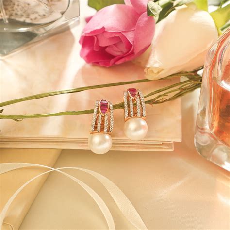 Buy Real Diamond Earrings Online | Real Diamond Earrings by Manubhai.