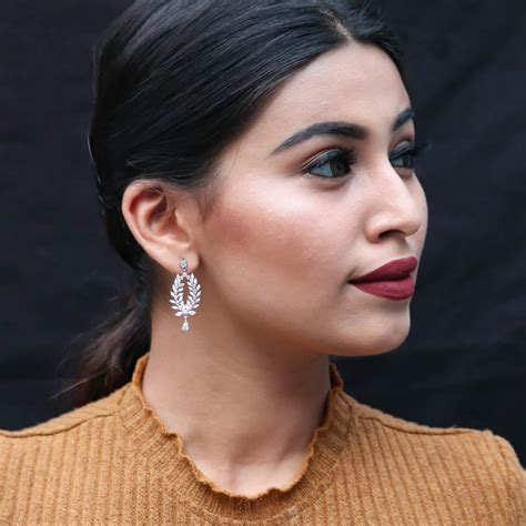 Shamla Crystal Dangle Earrings – Blingvine