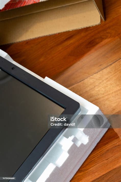 Computer Monitor Box 的图像结果